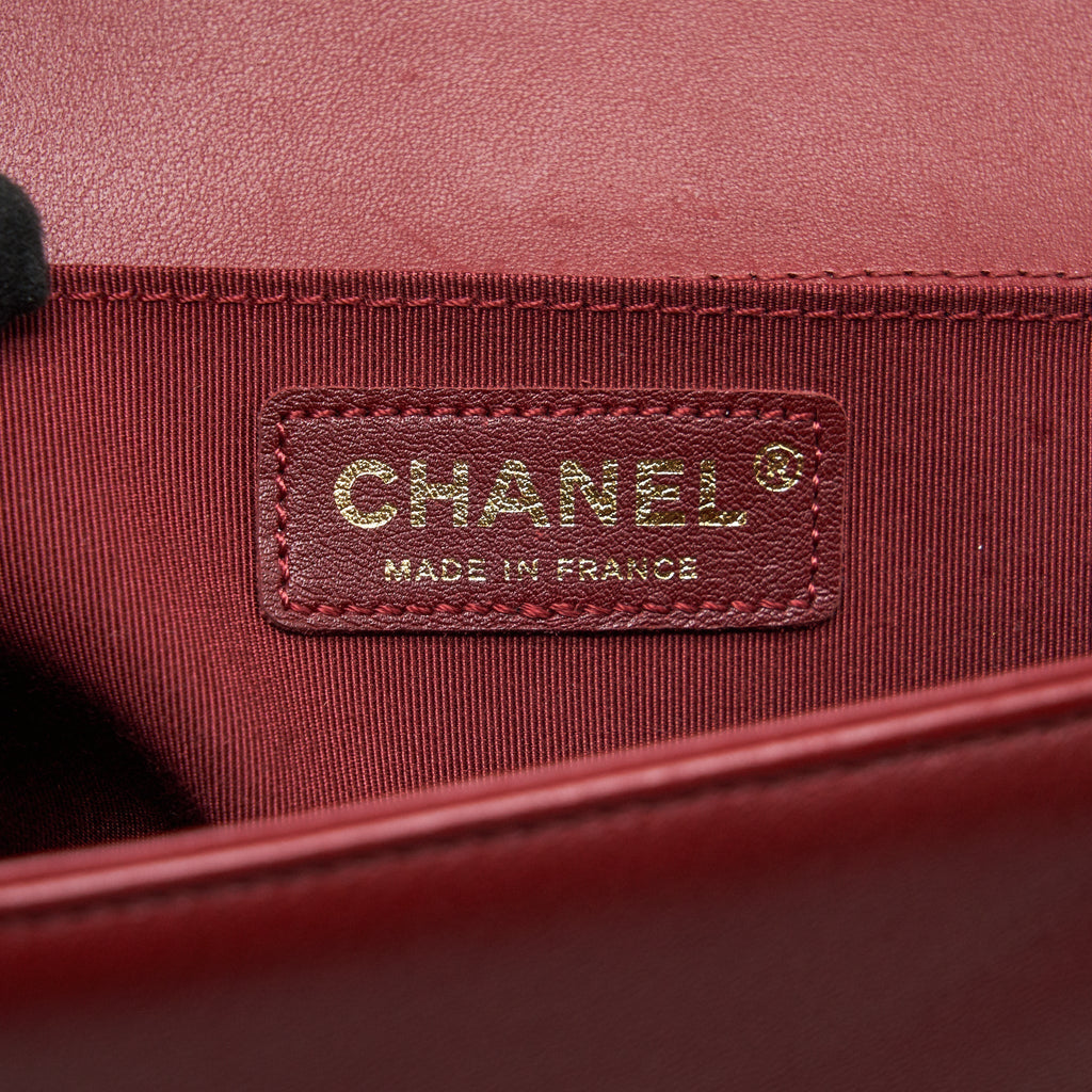 CHANEL MEDIUM BOY BAG LAMBSKIN BURGUNDY GHW