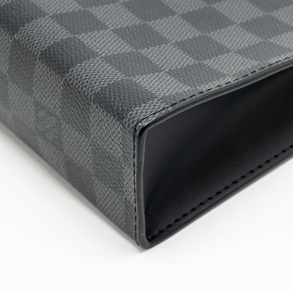 Louis Vuitton Pochette Voyage Damier Graphite Canvas Black SHW