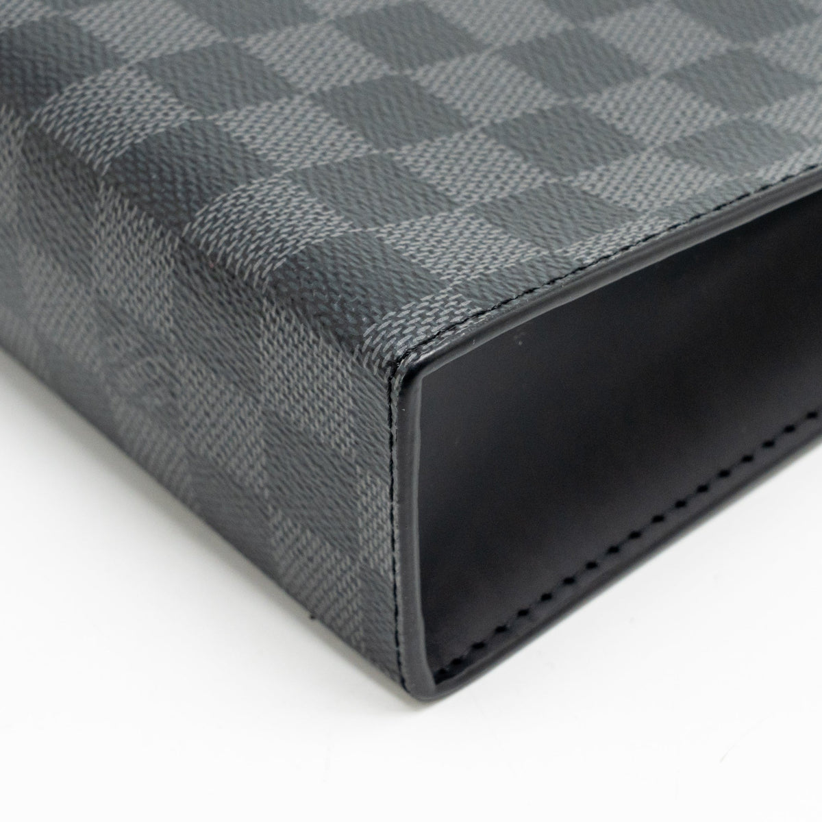 Louis Vuitton Pochette Voyage Damier Graphite Canvas Black SHW