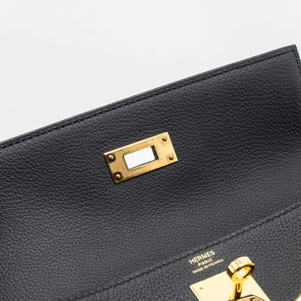 Hermes Kelly 28 Togo Black GHW