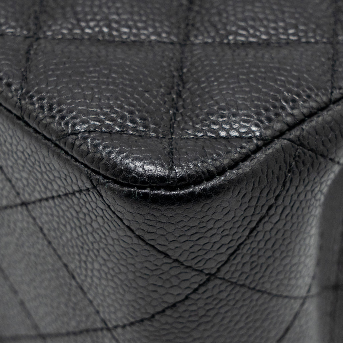 CHANEL JUMBO CLASSIC DOUBLE FLAP BAG CAVIAR BLACK GHW