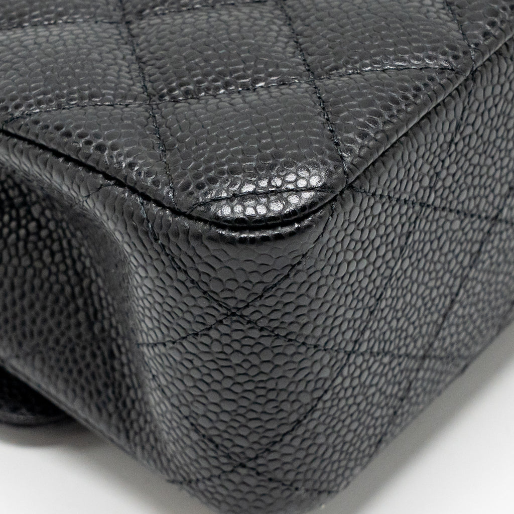 CHANEL MEDIUM CLASSIC DOUBLE FLAP BAG CAVIAR BLACK GHW (MICROCHIP)