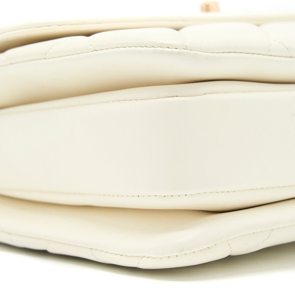 CHANEL SMALL TRENDY CC LAMBSKIN WHITE RGHW (MICROCHIP)