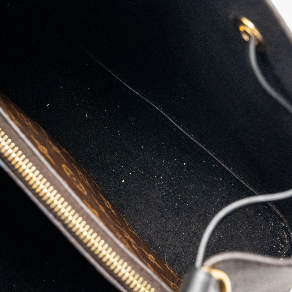 Louis Vuitton Neo Noe Monogram Canvas/Leather Black GHW
