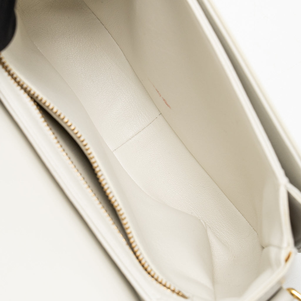 Celine teen triomphe bag calfskin white GHW