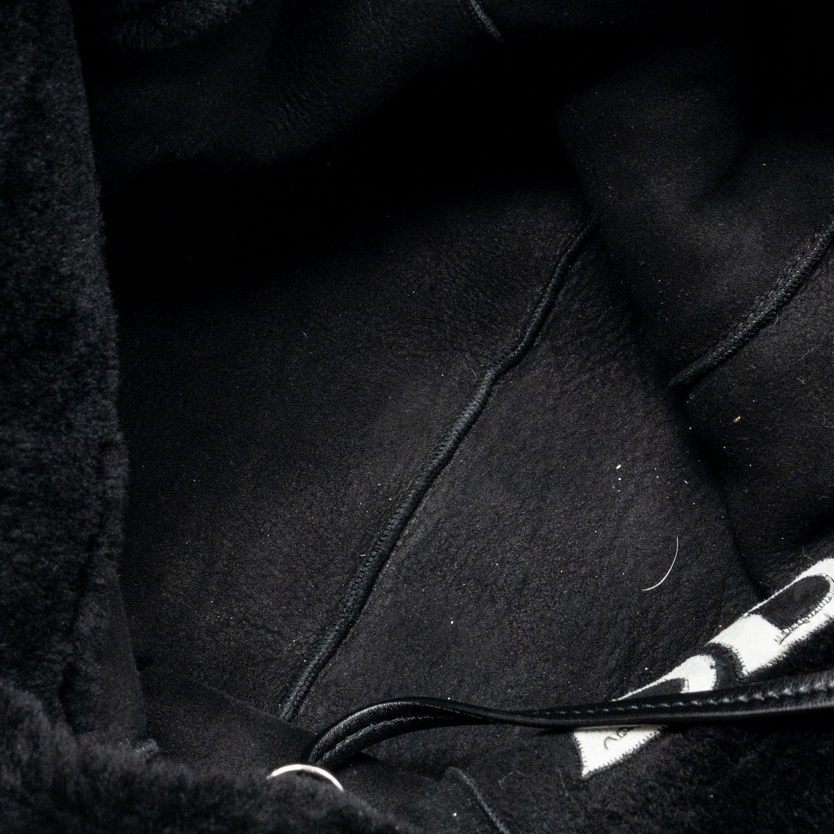 PRADA MEDIUM TOTE BAG SHEARLING BLACK SHW
