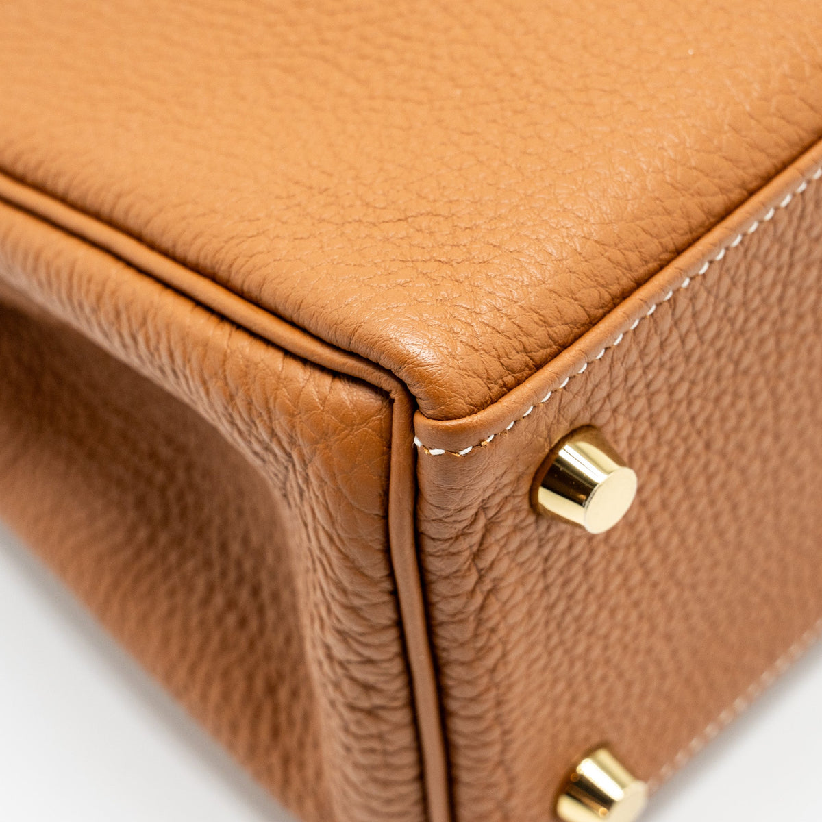 HERMES Kelly 25 Togo Gold GHW
