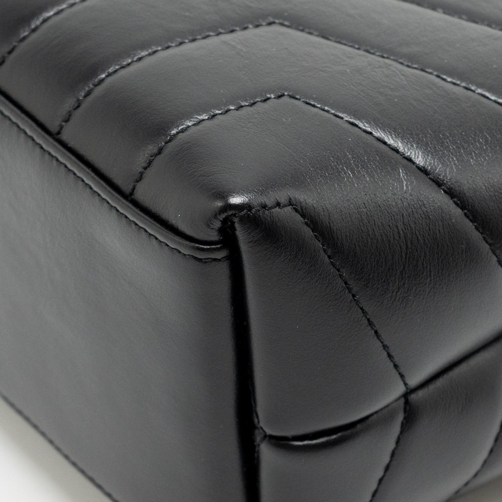 Saint Laurent Small Lou Lou flap bag calfskin black GHW