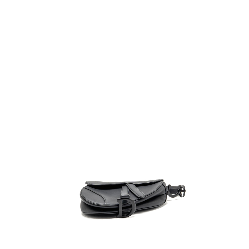 Dior mini saddle bag calfskin so black with an extra strap