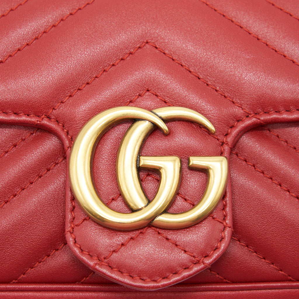 GUCCI GG MARMONT SUPER MINI LEATHER BAG RED