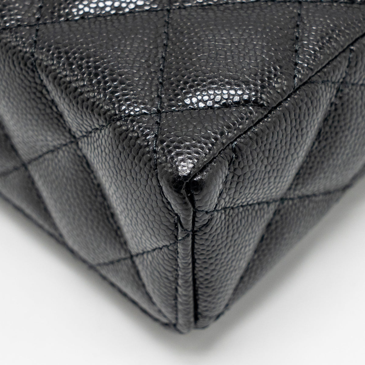 CHANEL 25P CC TOP HANDLE VANITY BAG CAVIAR BLACK LGHW (MICROCHIP)