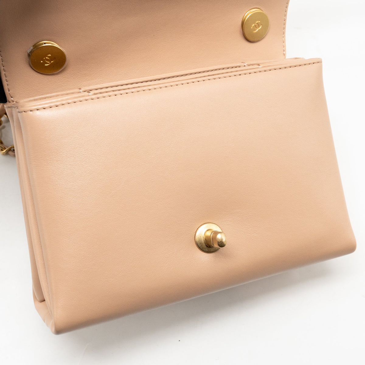 Chanel Pearl Chain Flap Bag Calfskin Beige GHW (Microchip)