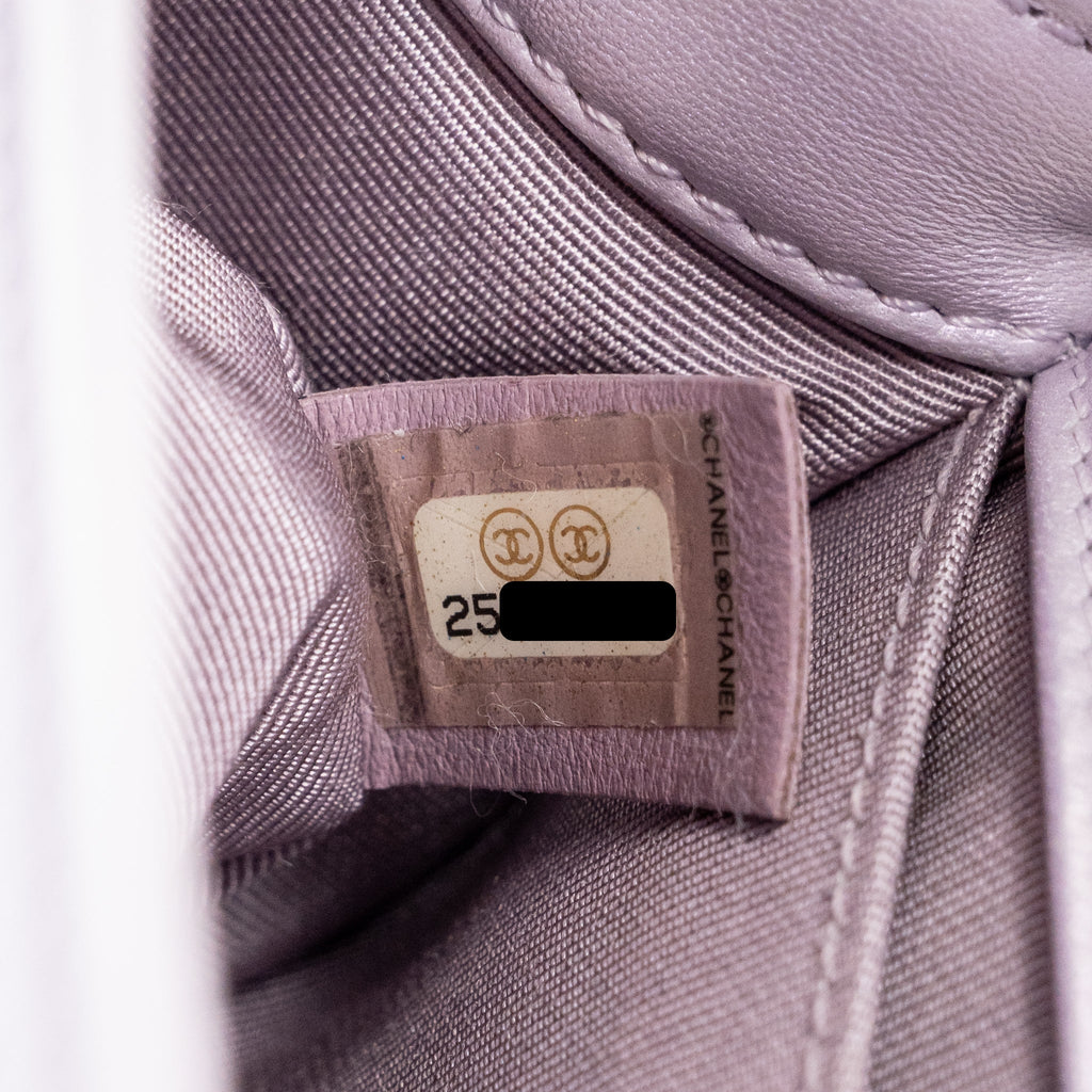 Chanel medium boy bag chevron Lambskin iridescent lilac SHW