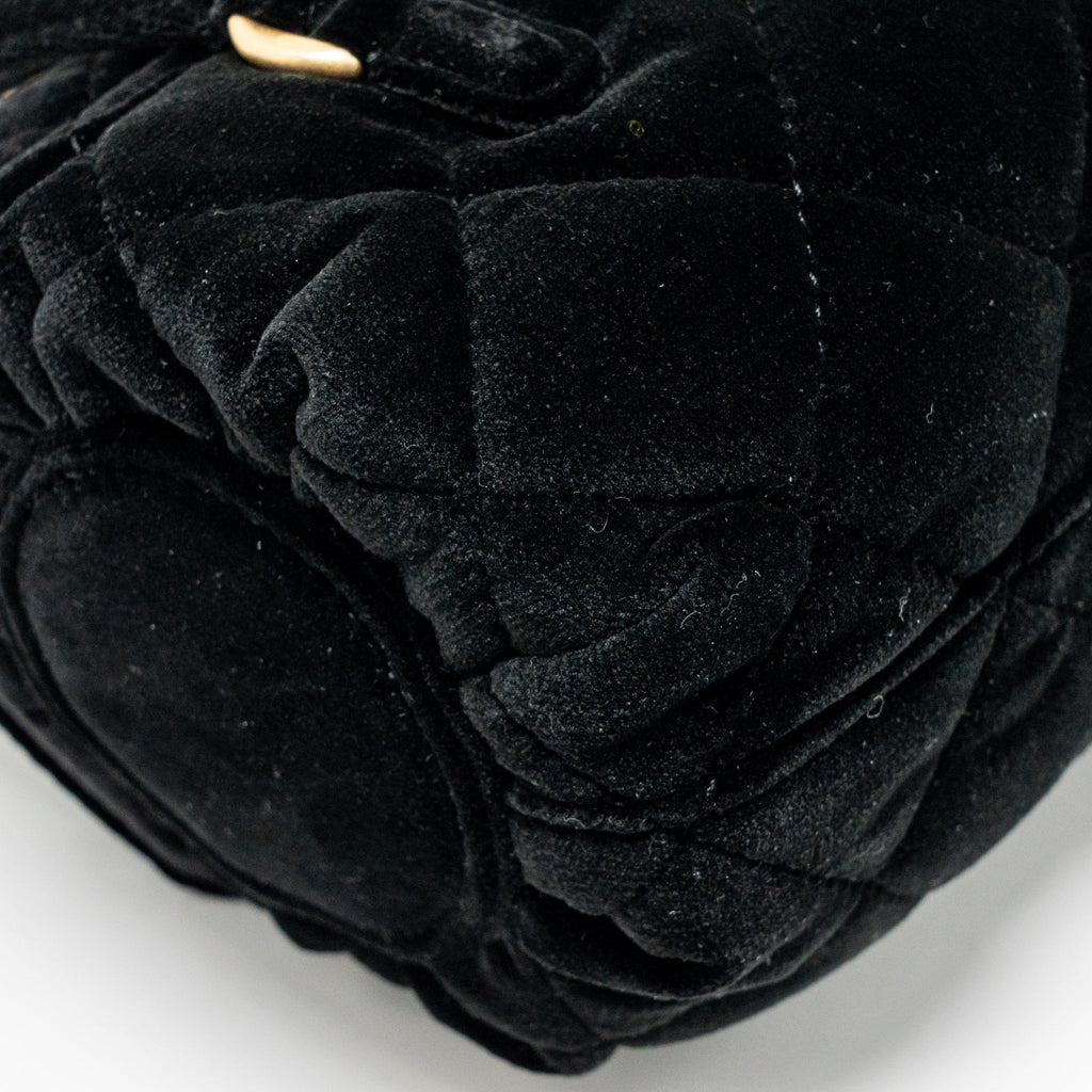 CHANEL MINI BOWLING CLUTCH WITH CHAIN VELVET BLACK GHW (MICROCHIP)