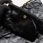 CHANEL MEDIUM 22 BAG GOLD LETTER SHINY CALFSKIN BLACK GHW(MICROCHIP)