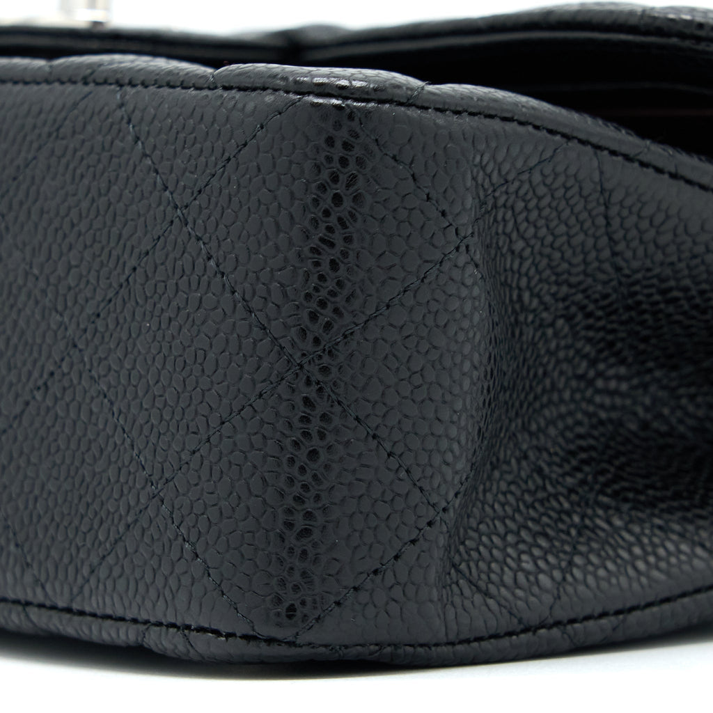 CHANEL SMALL CLASSIC FLAP BAG CAVIAR BLACK SHW(MICROCHIP)
