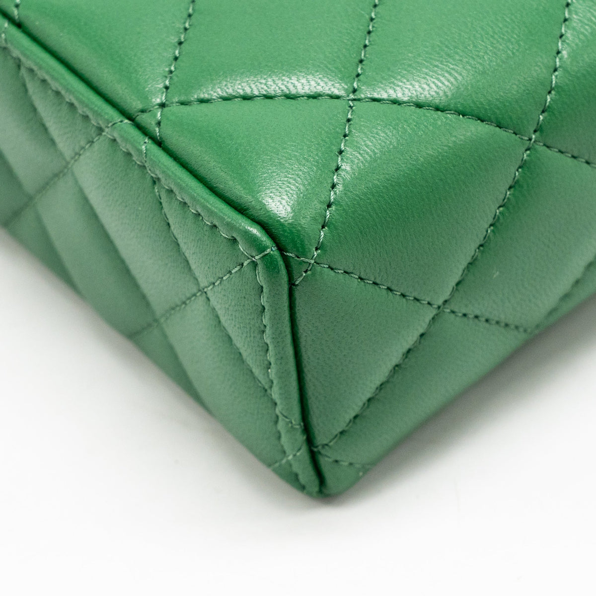 Chanel Top Handle Long Vanity Case with Chain Lambskin Green LGHW (Microchip)