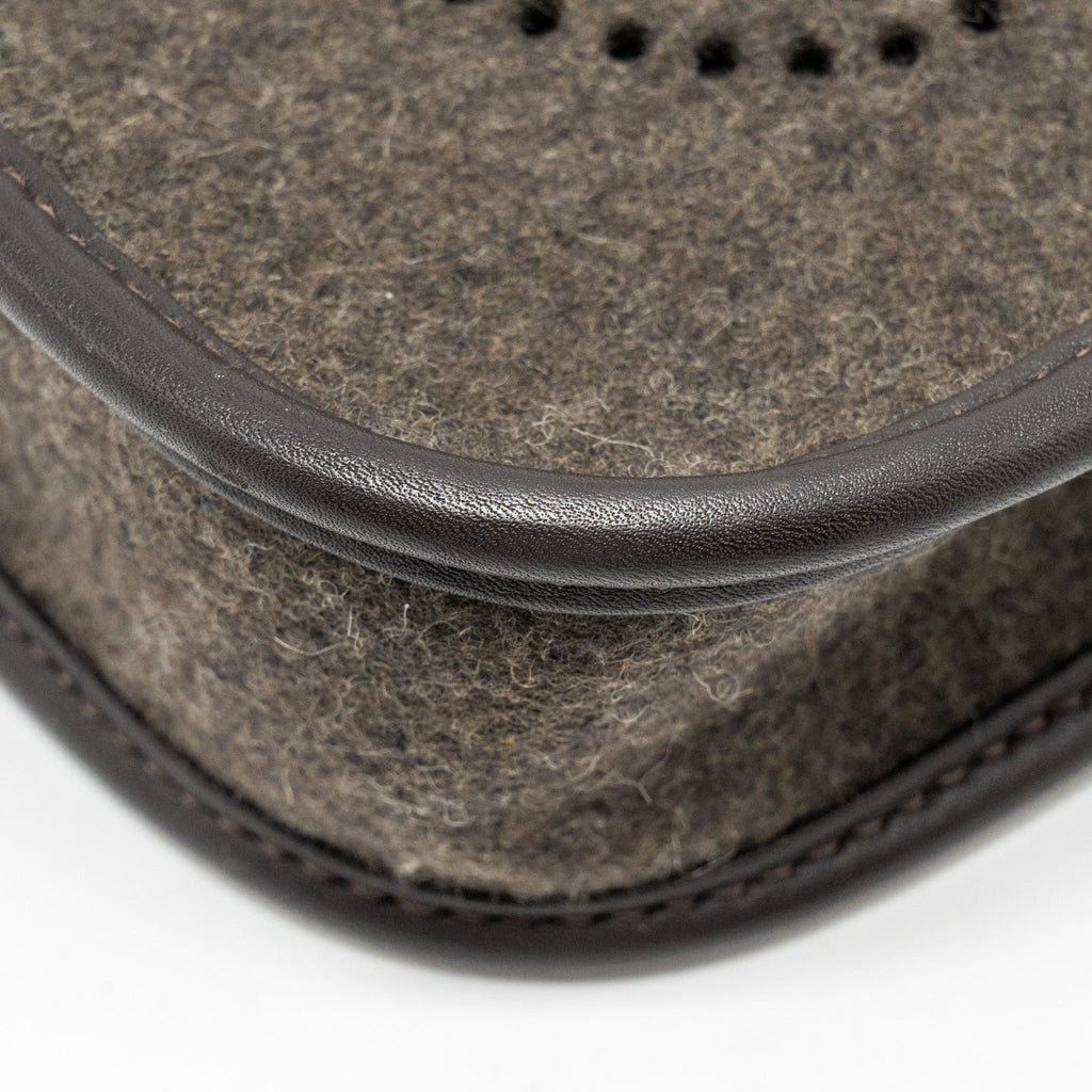 Hermes Mini Evelyne Feutre/Swift/Sangle Wool Ebene GHW