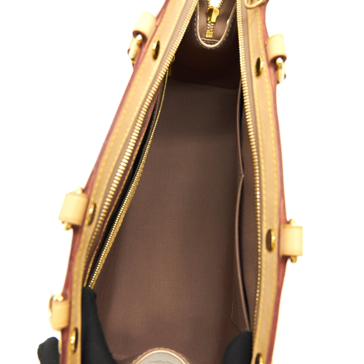 LOUIS VUITTON VERNIS BREA MM BEIGE POUDRE