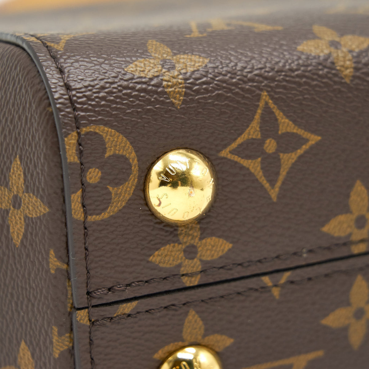 LOUIS VUITTON CLUNY BB MONOGRAM CANVAS