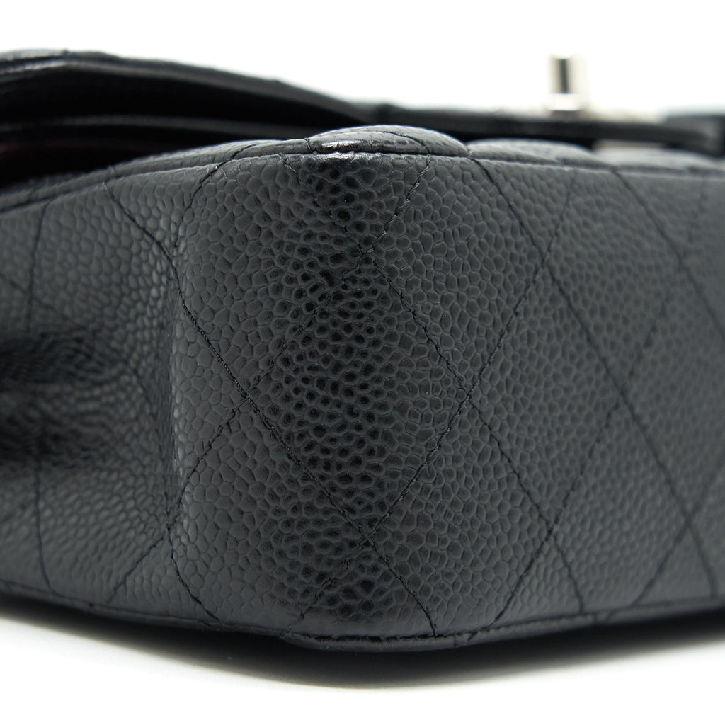CHANEL CLASSIC SMALL DOUBLE FLAP CAVIAR