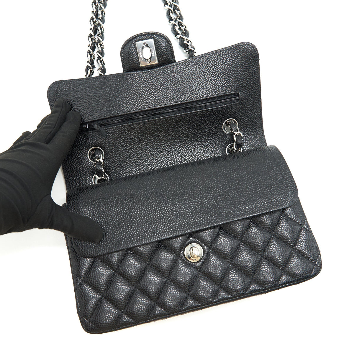 CHANEL CLASSIC SMALL DOUBLE FLAP CAVIAR