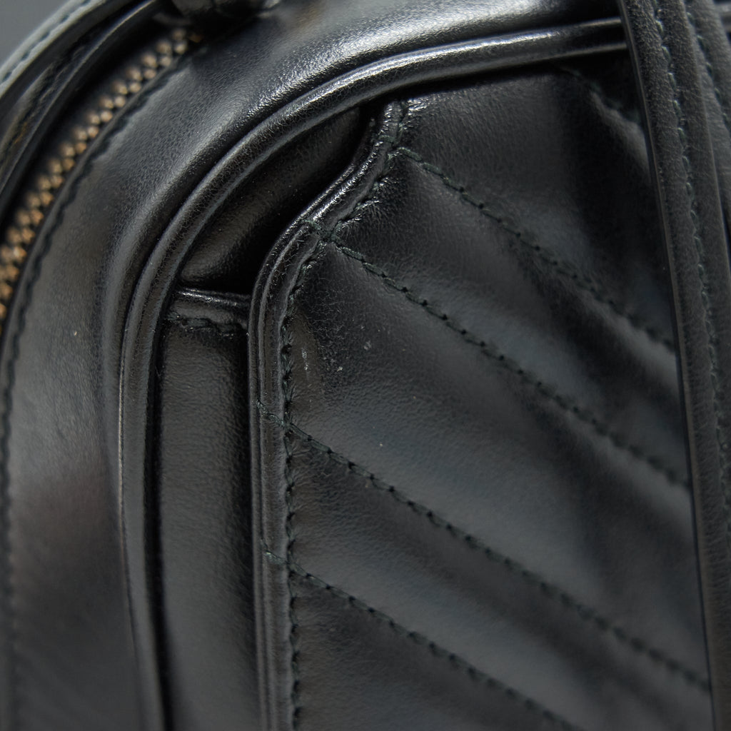 GUCCI GG MARMONT MATELASSÉ SHOULDER BAG BLACK