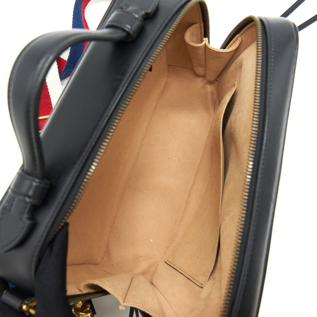 GUCCI GG MARMONT MATELASSÉ SHOULDER BAG BLACK