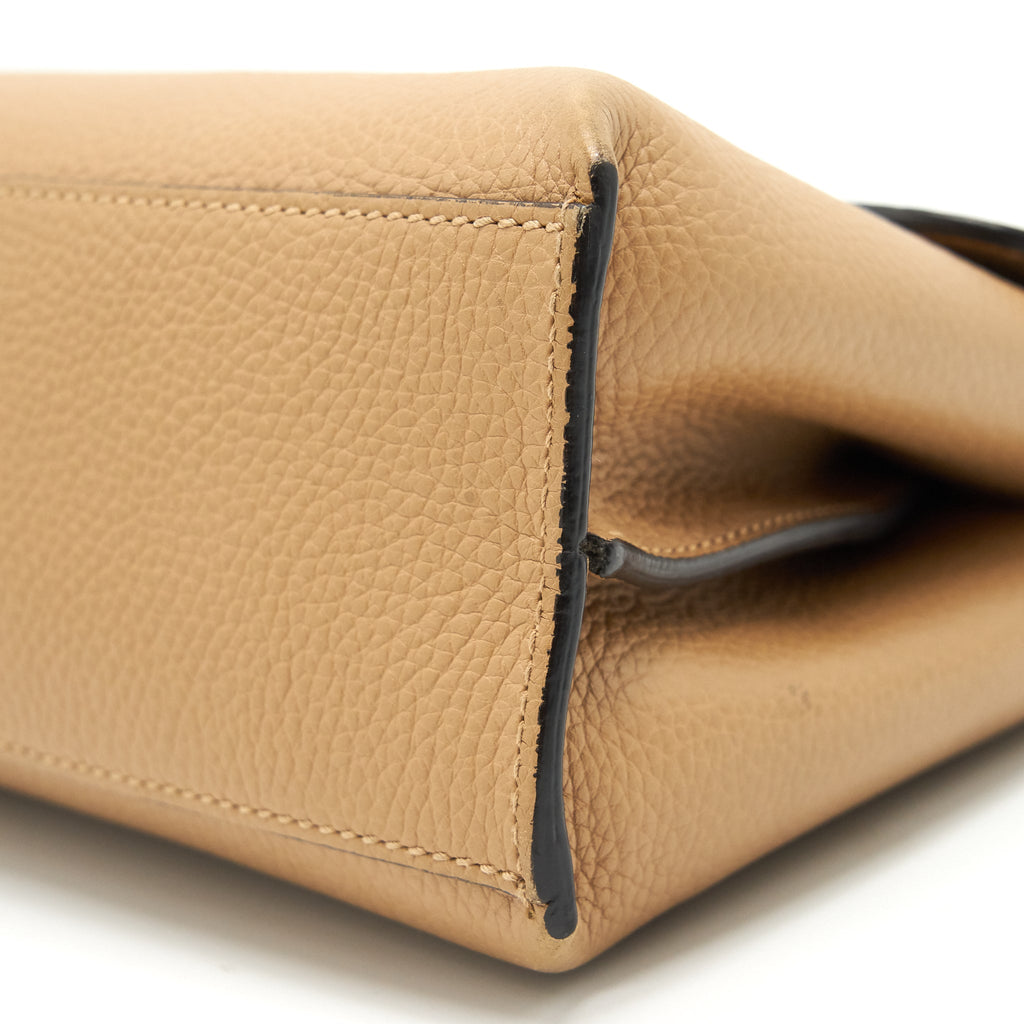 GUCCI BAMBOO DAILY LEATHER TOP HANDLE BAG BEIGE