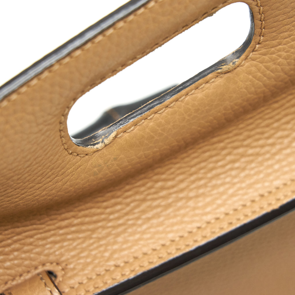 GUCCI BAMBOO DAILY LEATHER TOP HANDLE BAG BEIGE