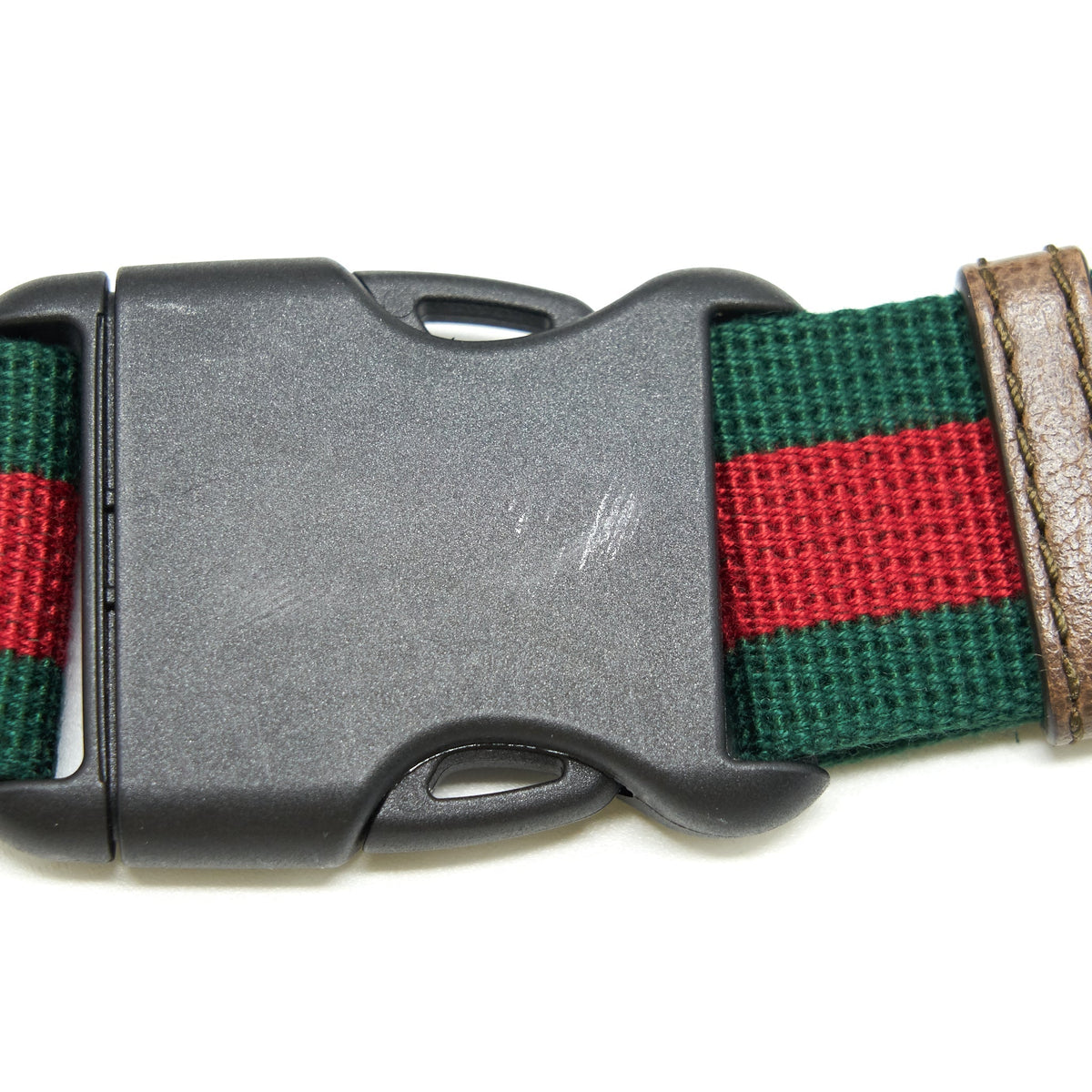 GUCCI GG SUPREME CANVAS BELT BAG