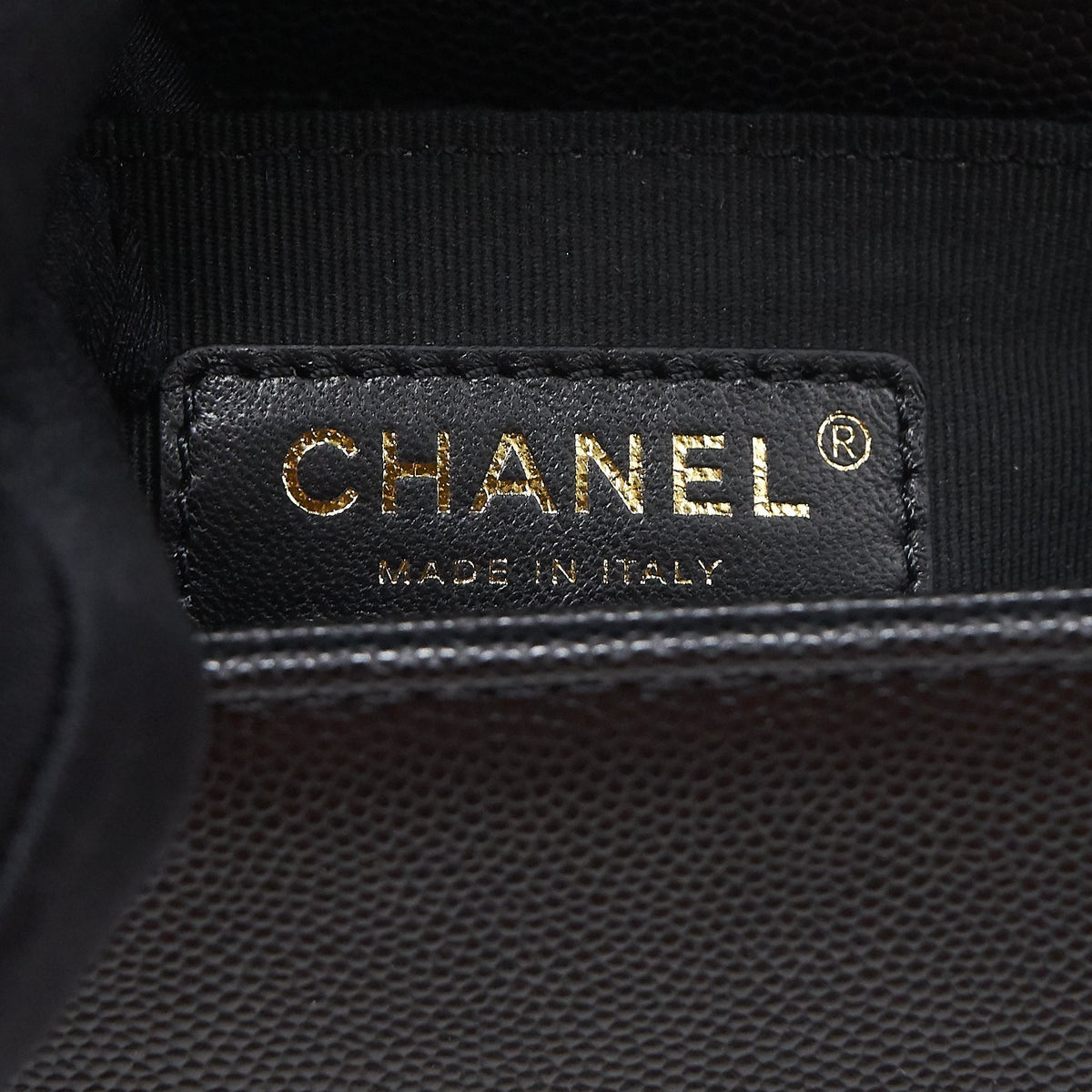 CHANEL SMALL BOY BAG CAVIAR BLACK GHW (MICROCHIP)