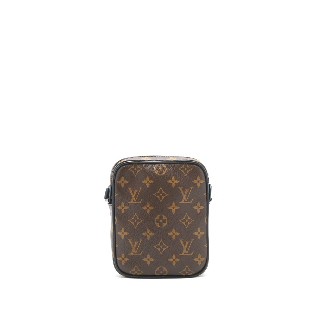 LOUIS VUITTON CROSS BODY CAMERA BAG MONOGRAM