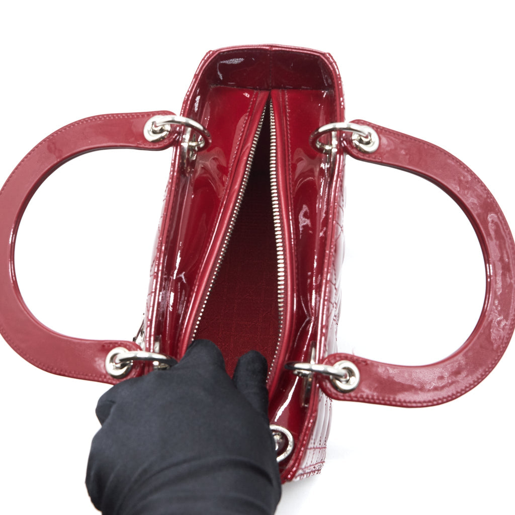 DIOR LADY DIOR MEDIUM PATENT LEATHER RED SHW