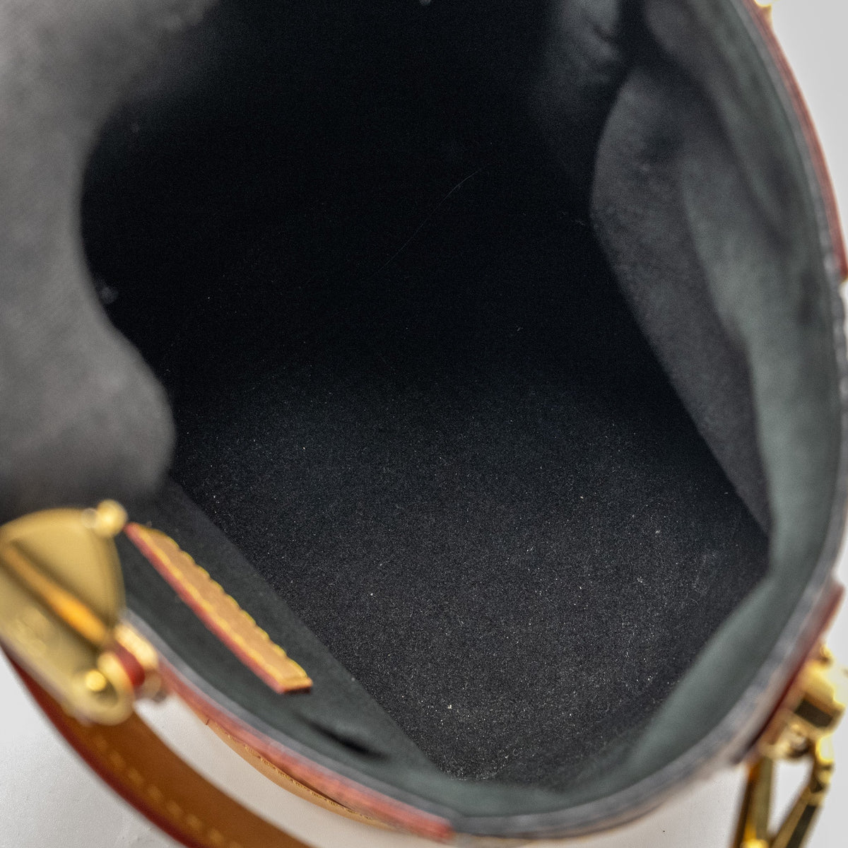 LOUIS VUITTON DUFFLE BAG MONOGRAM CANVAS GHW