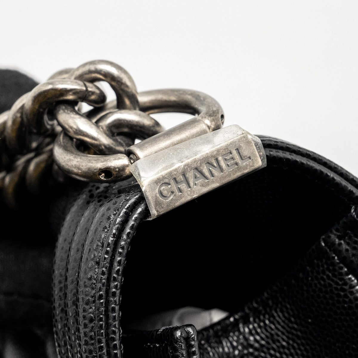 CHANEL MEDIUM BOY BAG CAVIAR BLACK RUTHENIUM SILVER HARDWARE (MICROCHIP)