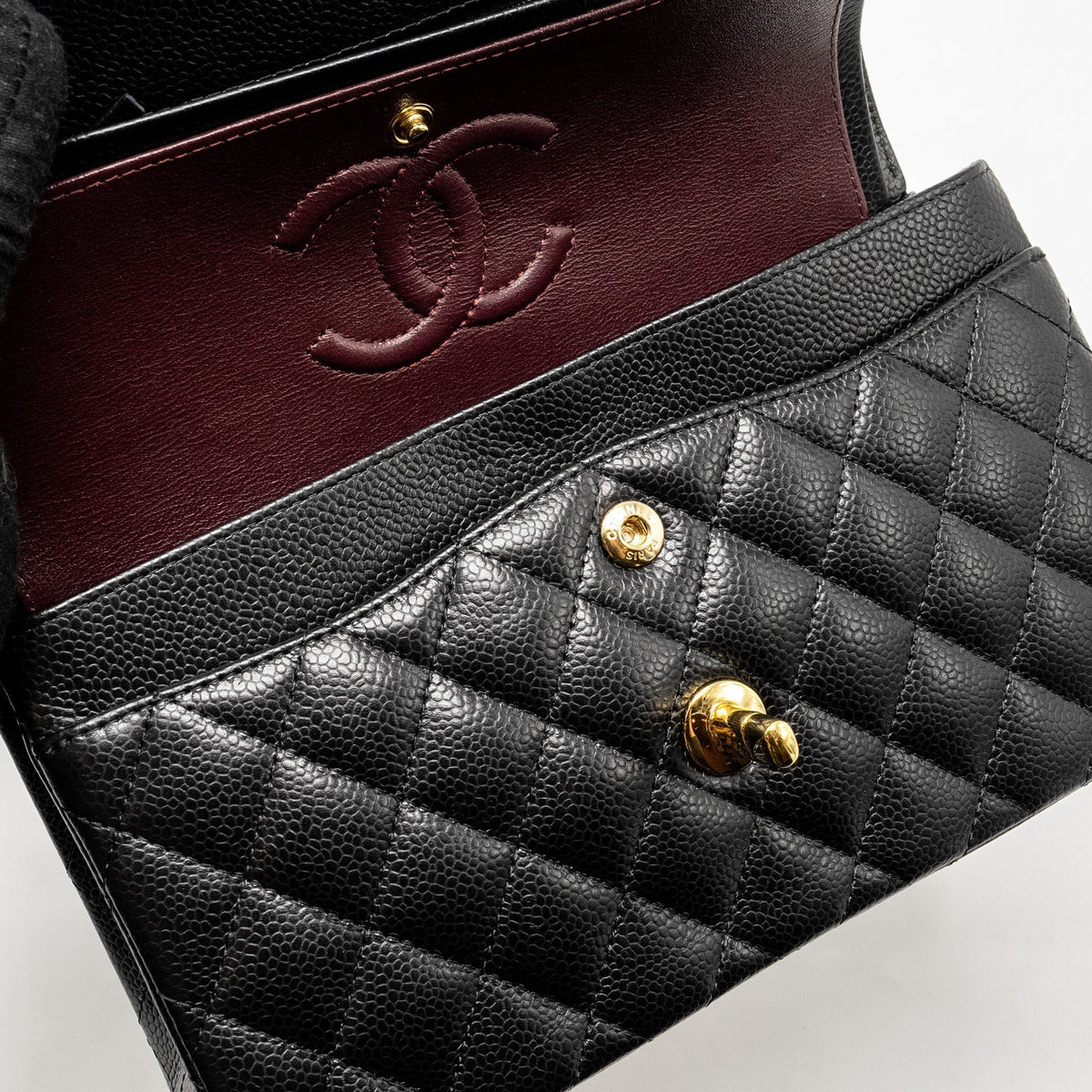 CHANEL SMALL CLASSIC DOUBLE FLAP BAG CAVIAR BLACK GHW (MICROCHIP)