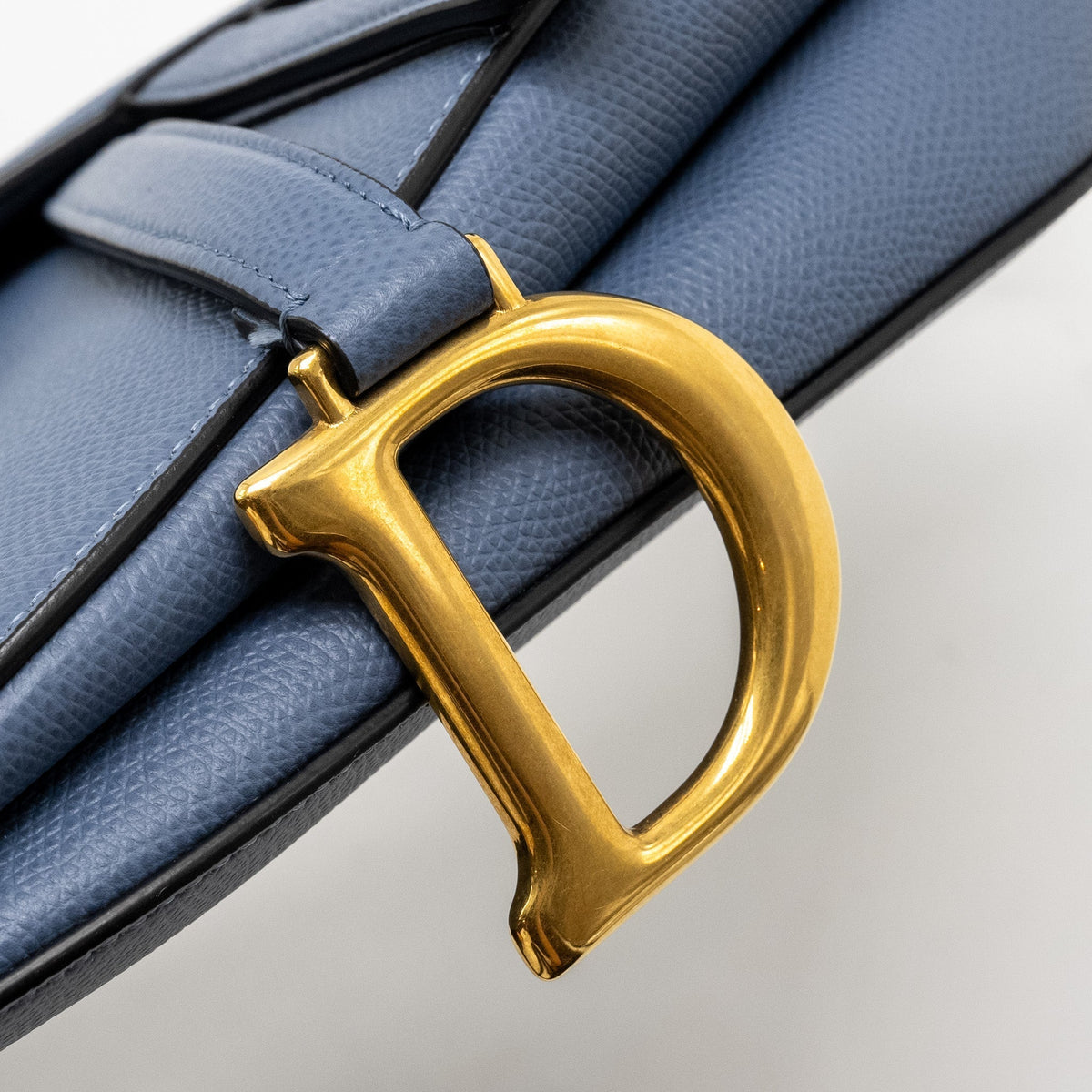 DIOR MEDIUM SADDLE BAG CALFSKIN BLUE GHW
