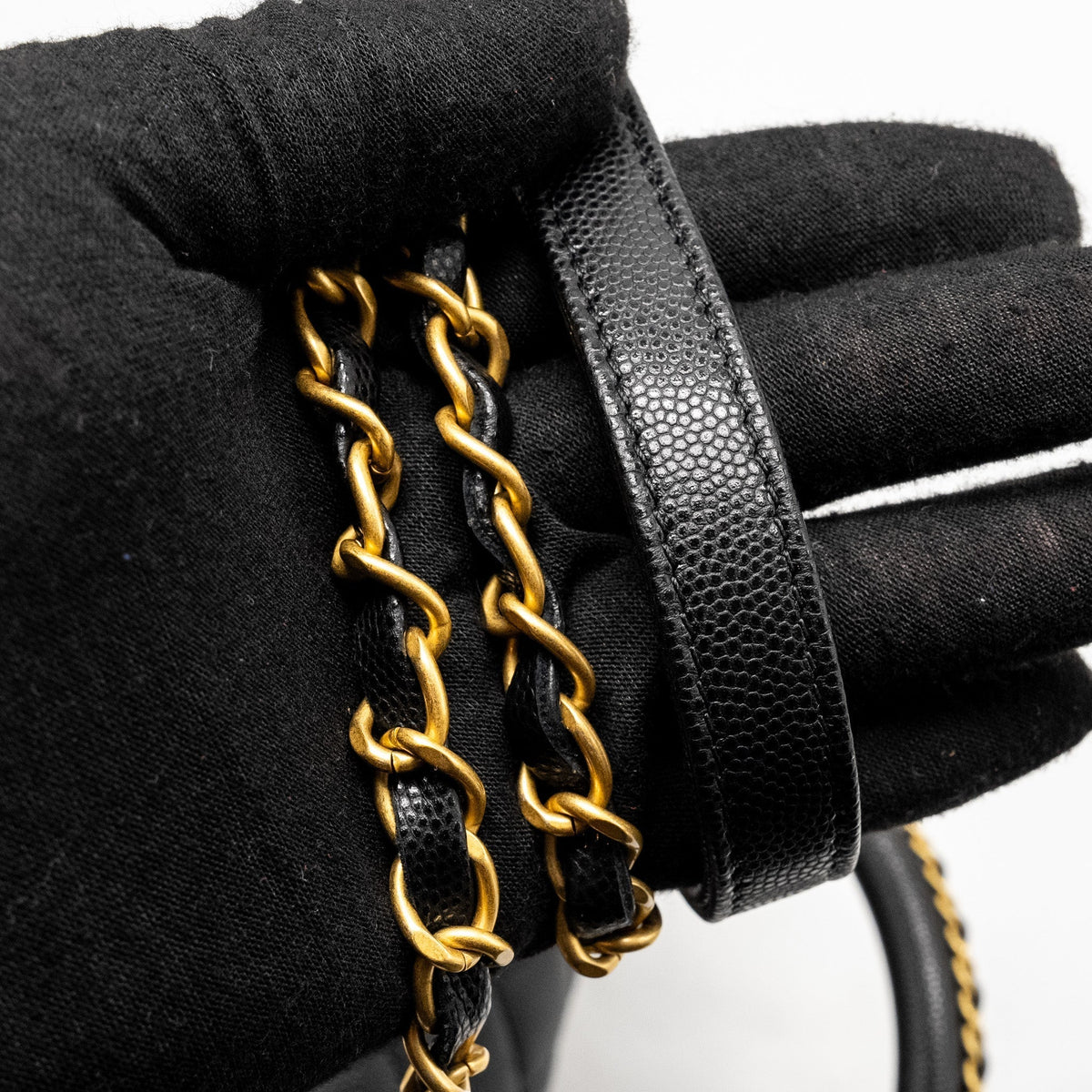 CHANEL MEDIUM COCO HANDLE LIMITED EDITION CAVIAR BLACK GHW (MICROCHIP)