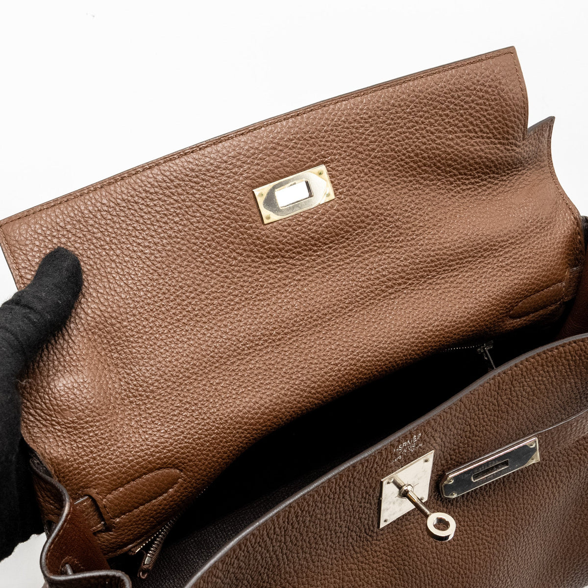 Hermes kelly 32 togo chocolate SHW