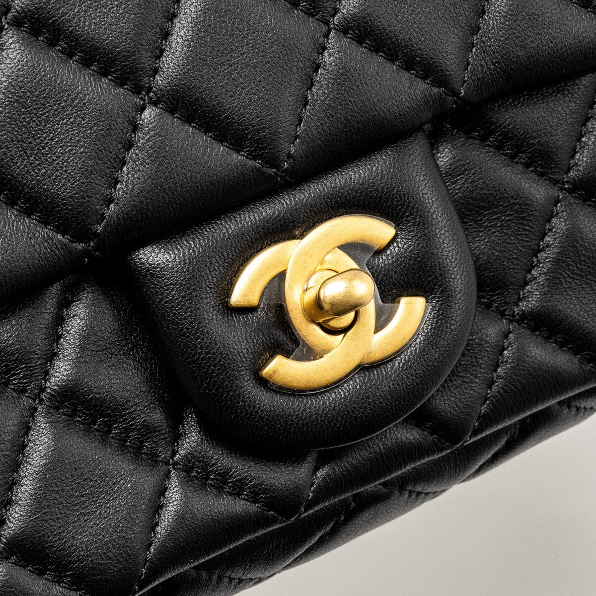 CHANEL PEARL CRUSH MINI RECTANGULAR FLAP BAG LAMBSKIN BLACK GHW (MICROCHIP)