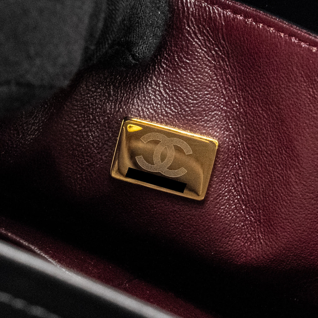 CHANEL MEDIUM CLASSIC DOUBLE FLAP BAG LAMBSKIN BLACK GHW (MICROCHIP)
