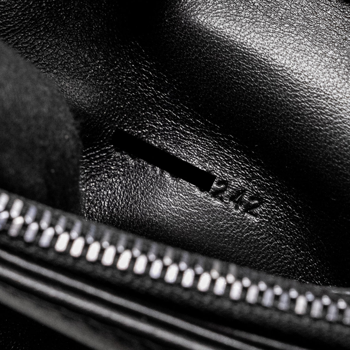 DIOR MINI CARO FLAP BAG CALFSKIN BLACK/ BLACK HARDWARE
