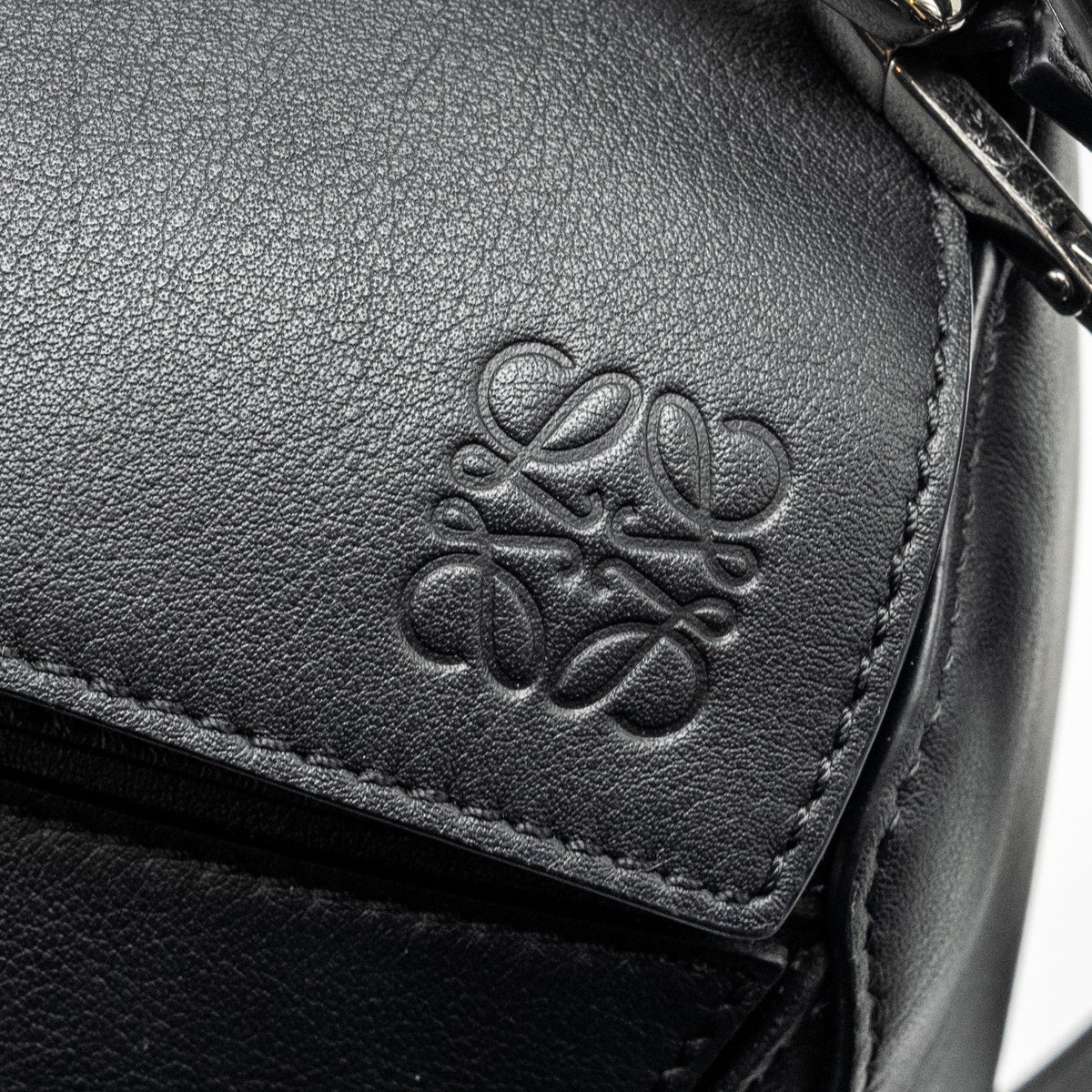 LOEWE SMALL PUZZLE BAG CALFSKIN BLACK SHW