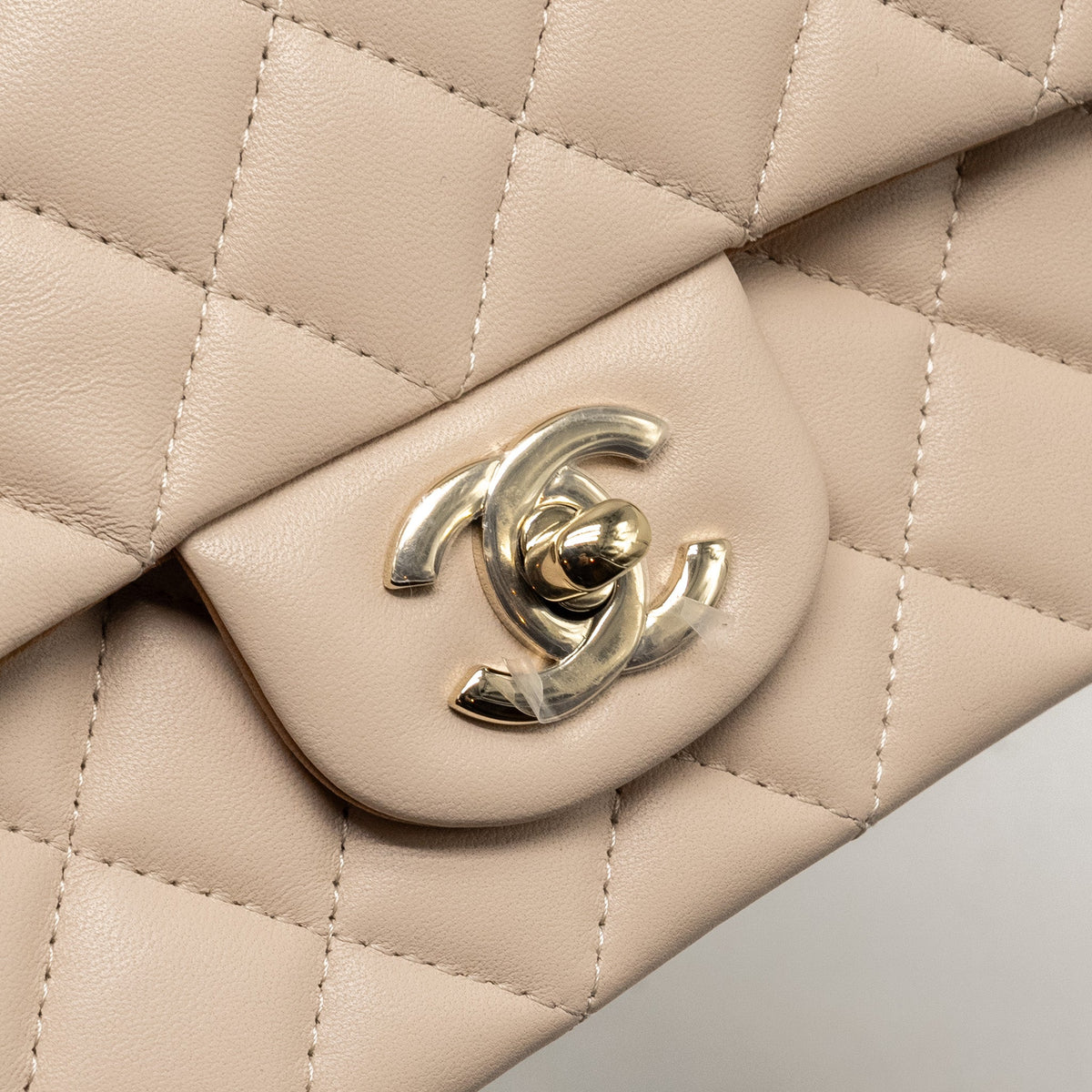 CHANEL TOP HANDLE MINI RECTANGULAR FLAP BAG LAMBSKIN ECRU/DARK BEIGE LGHW(MICROCHIP)