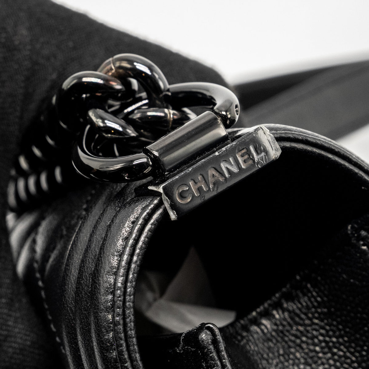 CHANEL NEW MEDIUM BOY BAG CAVIAR SO BLACK