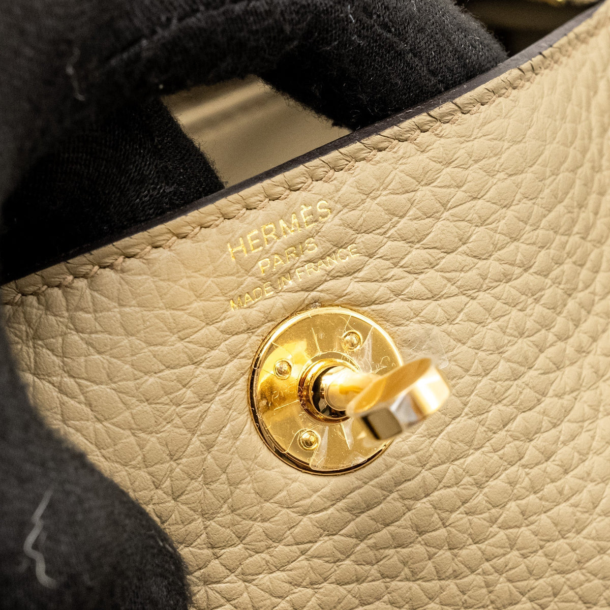 HERMES MINI LINDY II CLEMENCE 8Q BEIGE MARFA GHW