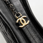 CHANEL SMALL CHEVRON GABRIELLE HOBO BAG CALFSKIN BLACK MULTICOLOUR HARDWARE