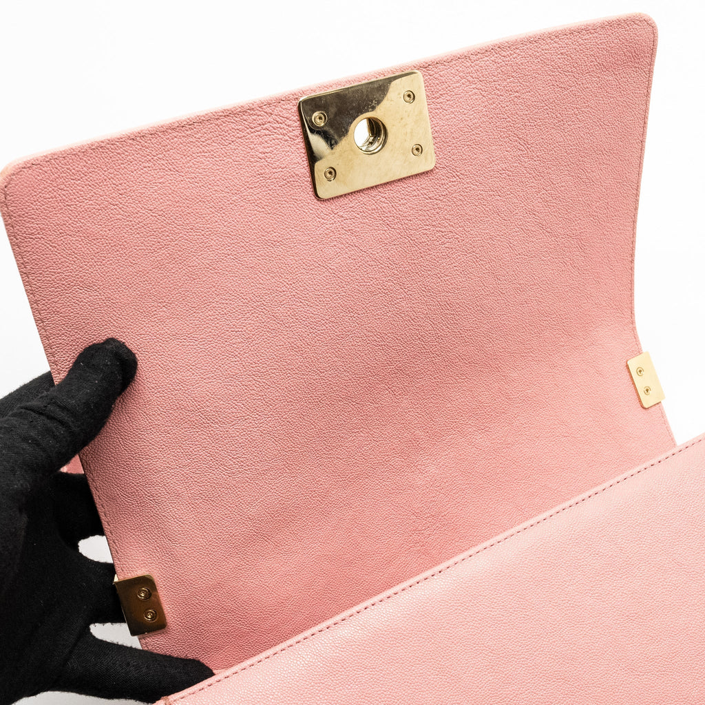 CHANEL MEDIUM BOY BAG CAVIAR PINK LGHW