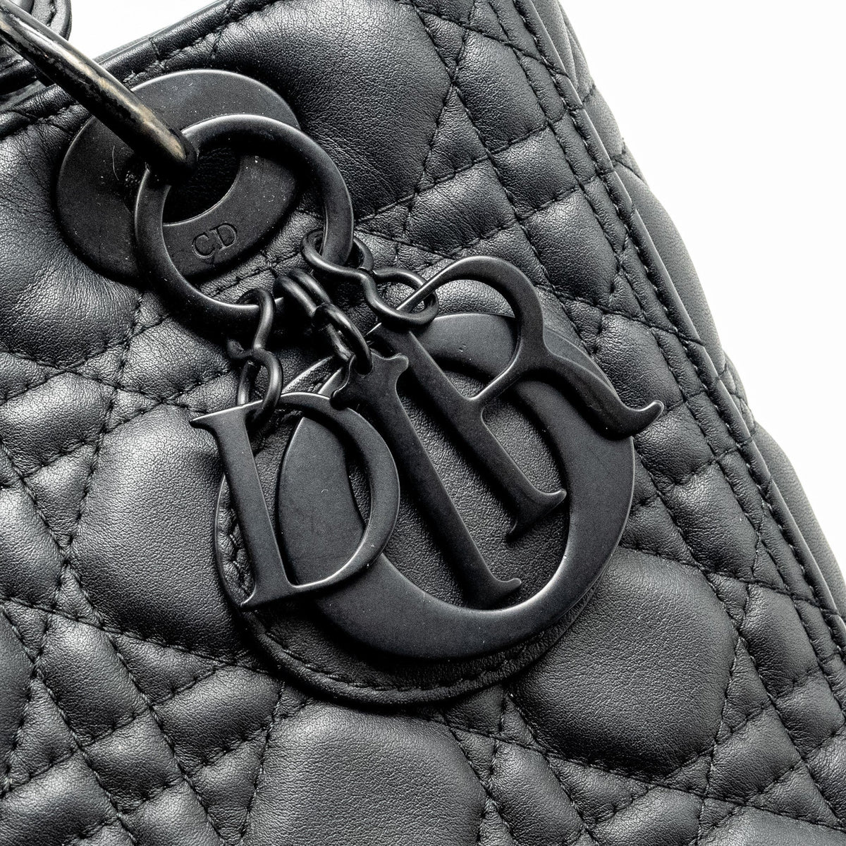 DIOR MEDIUM LADY DIOR ULTRAMATTE CANNAGE CALFSKIN SO BLACK